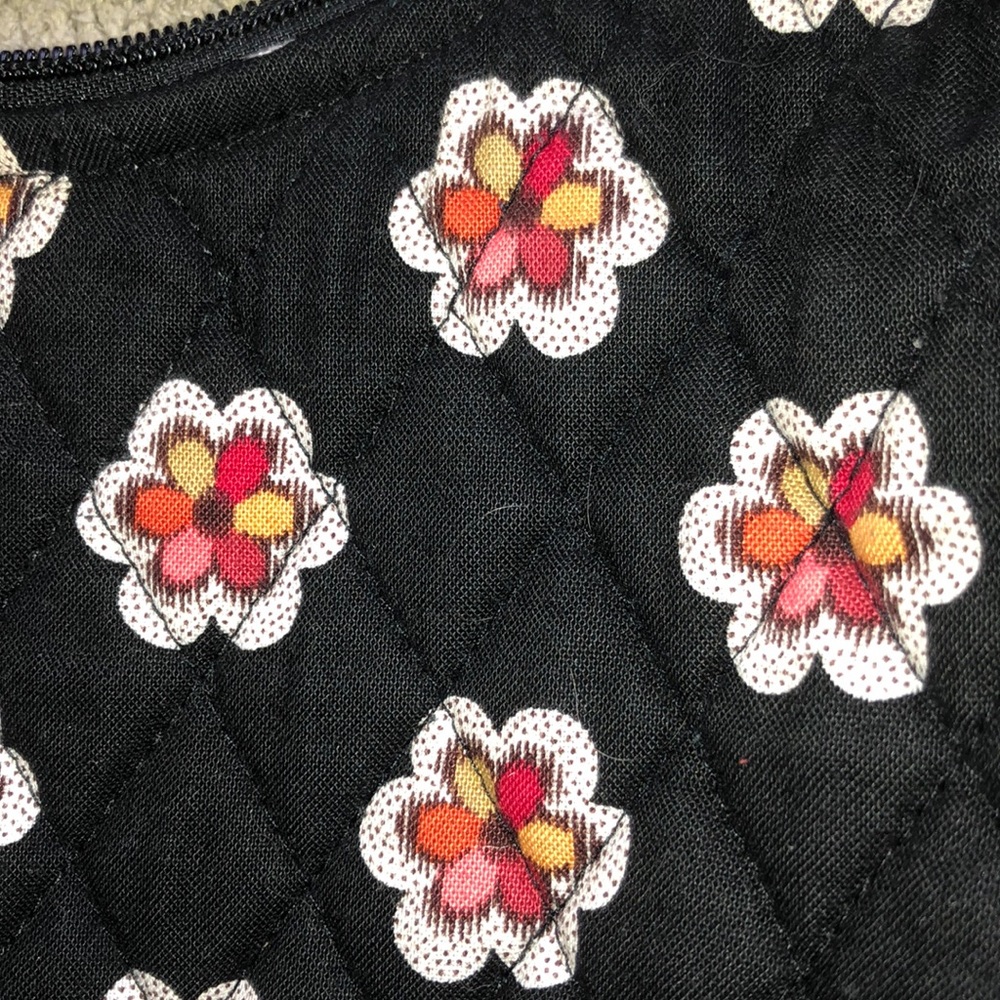 NwoT Vera Bradley shoulder pocketbook - Picture 7 of 8